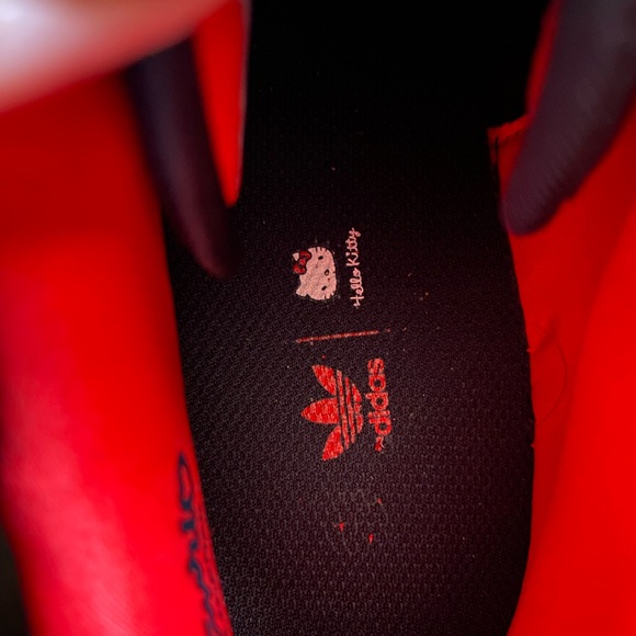 Adidas Hello Kitty Women’s Forum Low - Picture 4 of 8